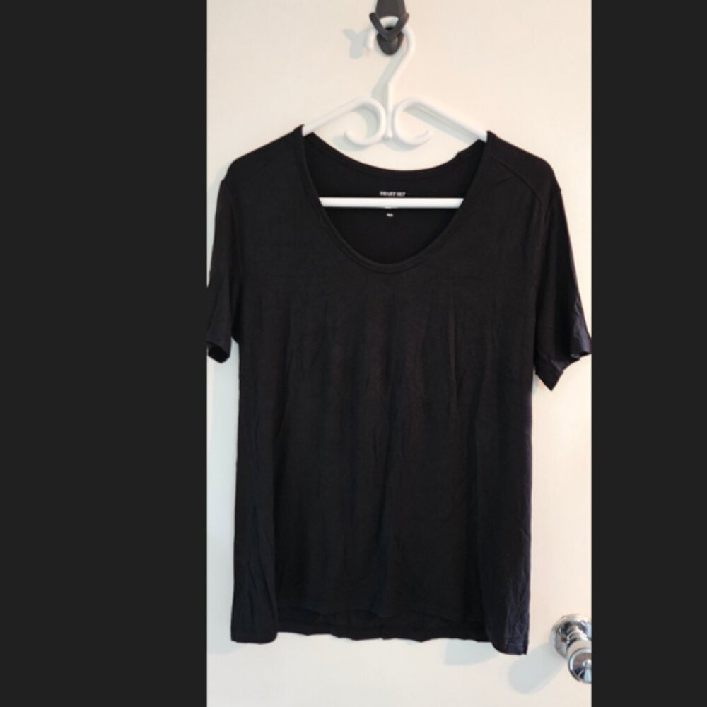 NWOT Smart Set , 3 black t-shirts , size L